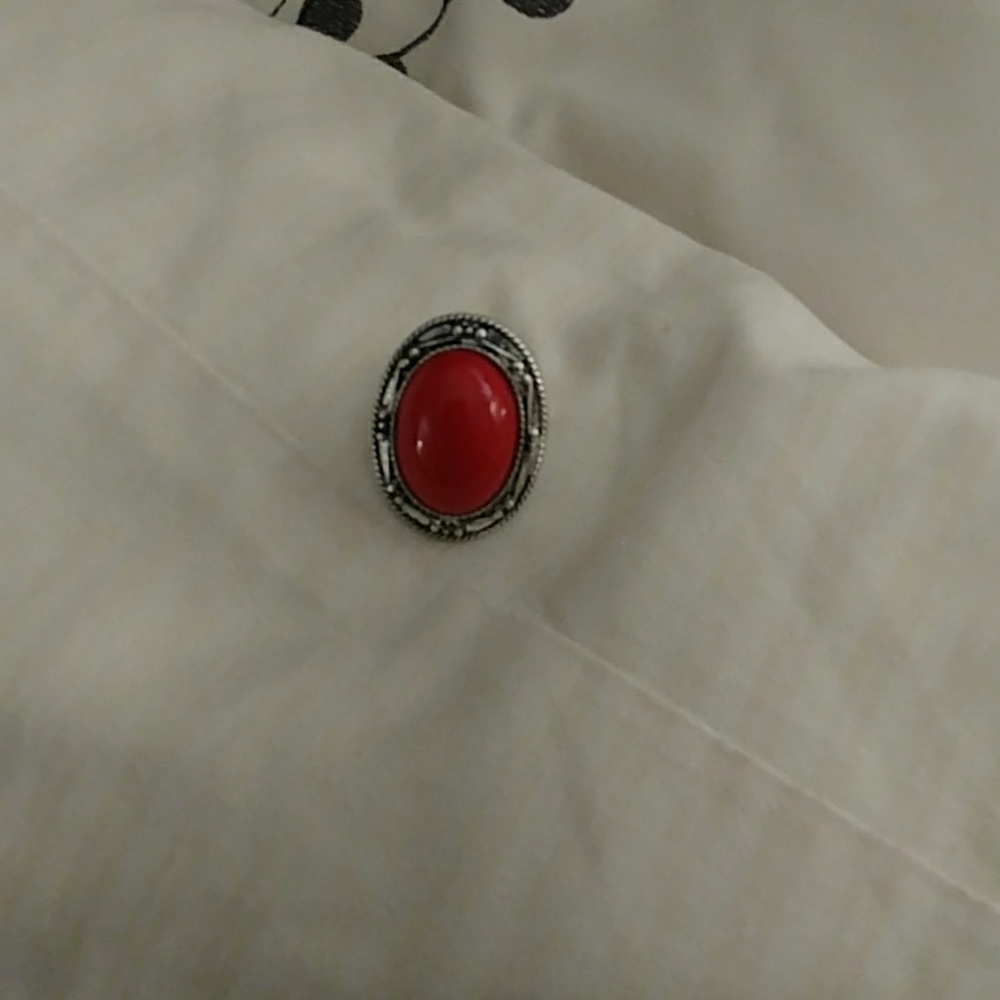 Woman's ring